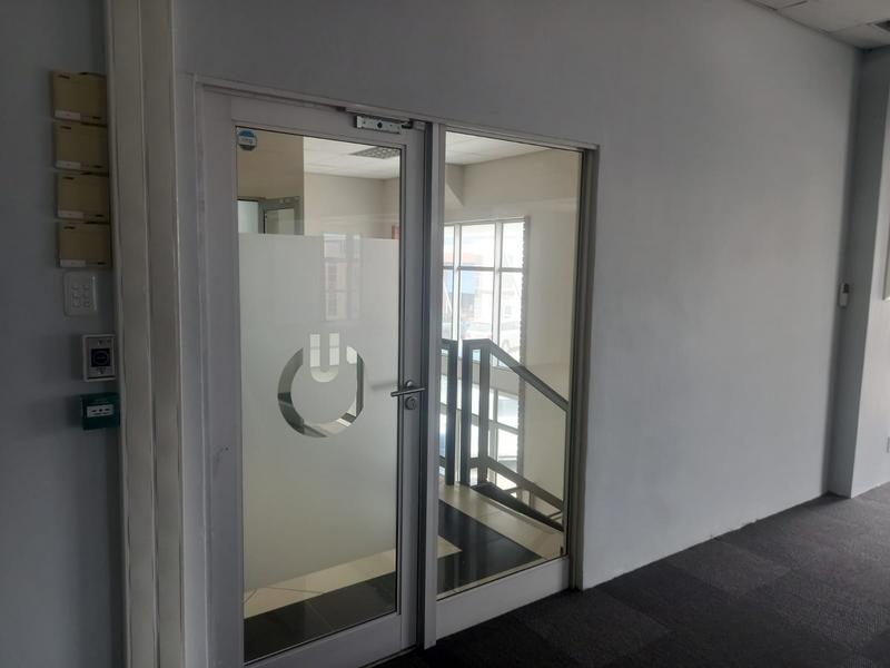 To Let commercial Property for Rent in Fairview Eastern Cape